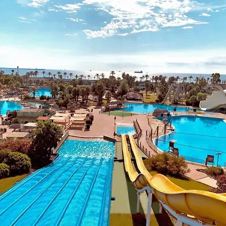 La Perla Apartment, Paradis Park, - Atico 1ª Linea - Solarium - Wifi - Piscina Apartment *